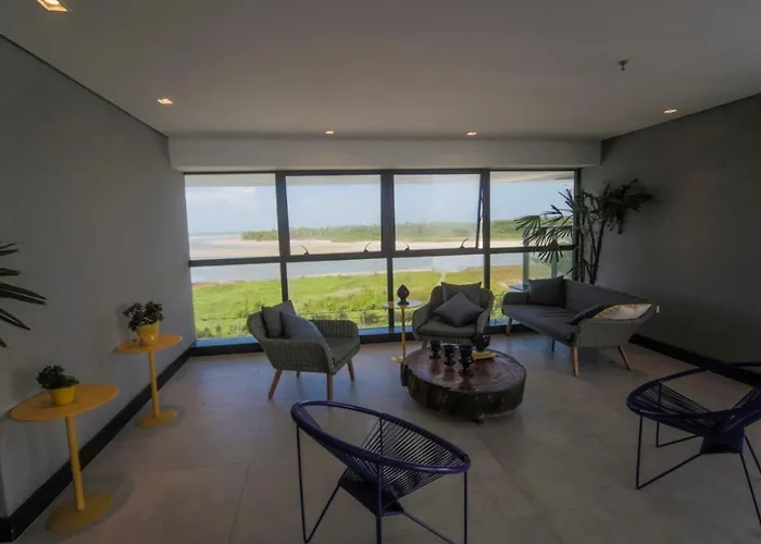 Flat Da Barra
